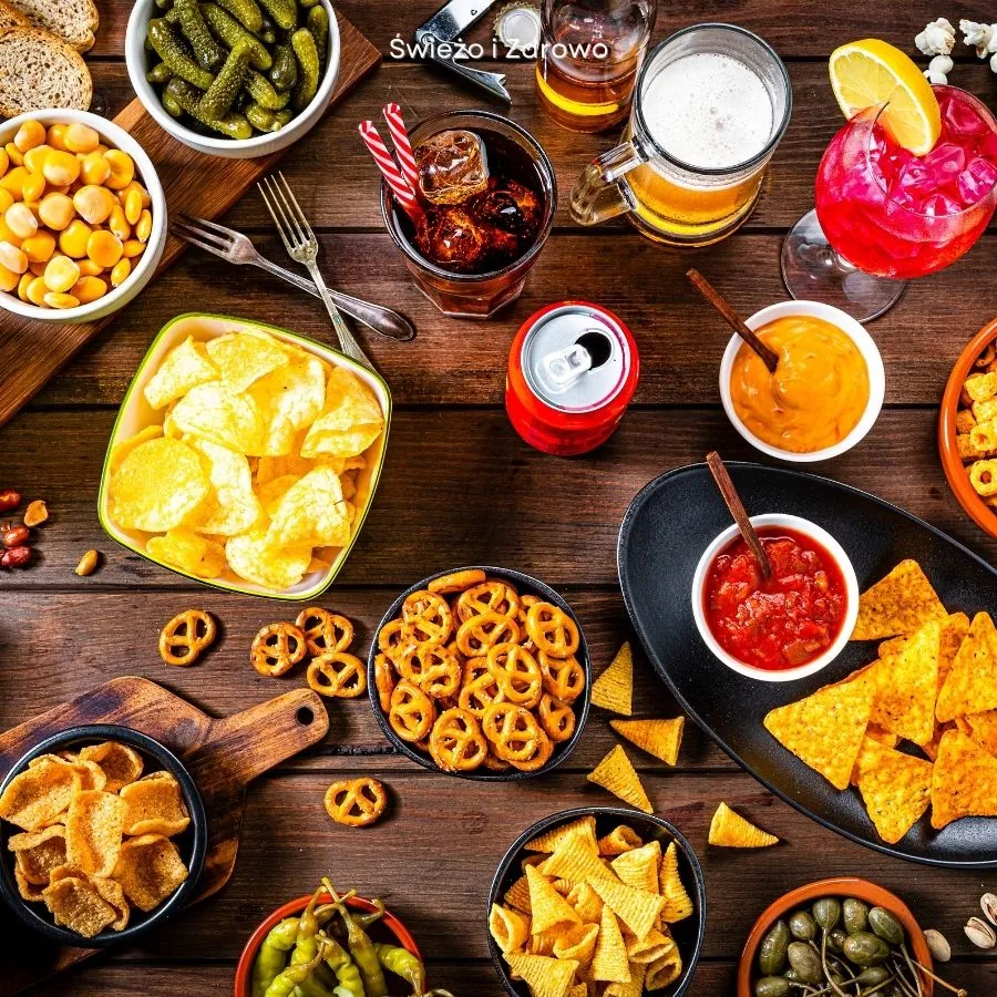 Jakie zdrowe przekąski na imprezę wybrać? Pomysły od Świeżo i Zdrowo – sklep ze zdrową żywnością